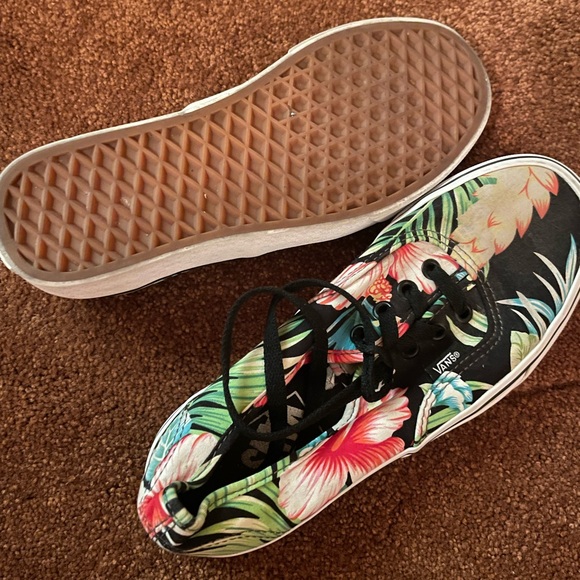 Vans Women's Floral Sneakers - Black and Multicolor - Picture 1 of 2